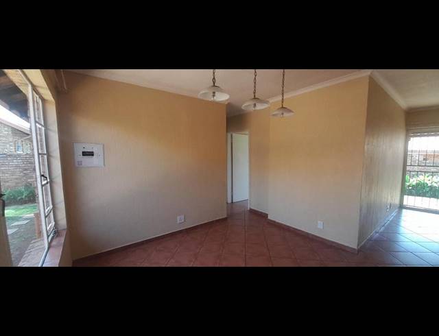 2 BEDROOM PROPERTY TO RENT IN AMBERFIELD